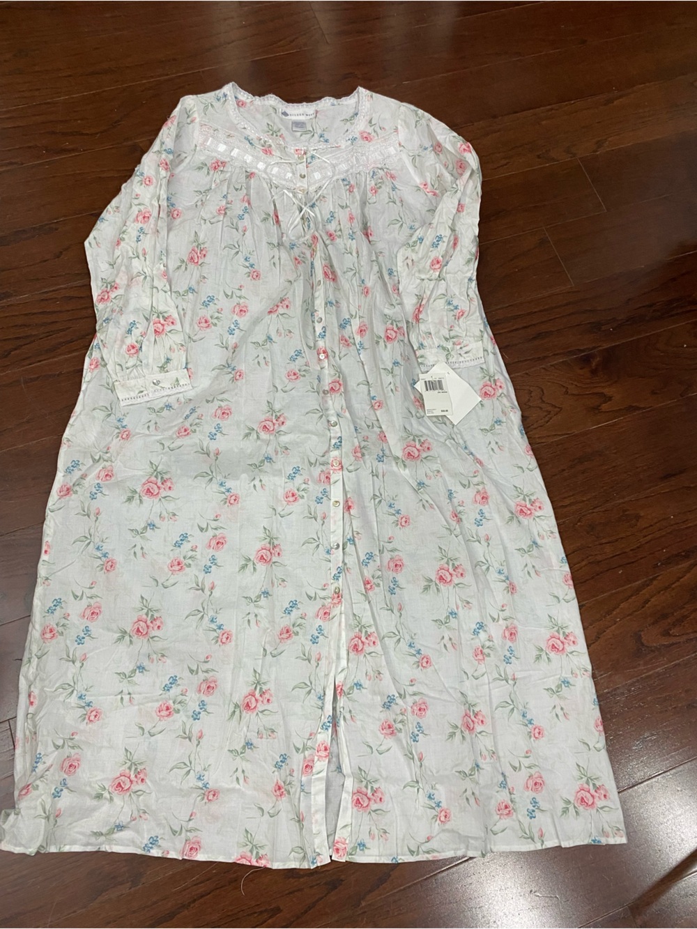 NWT EILEEN WEST 100%  COTTON Long GOWN FLORAL Ribbon Roses Size Medium